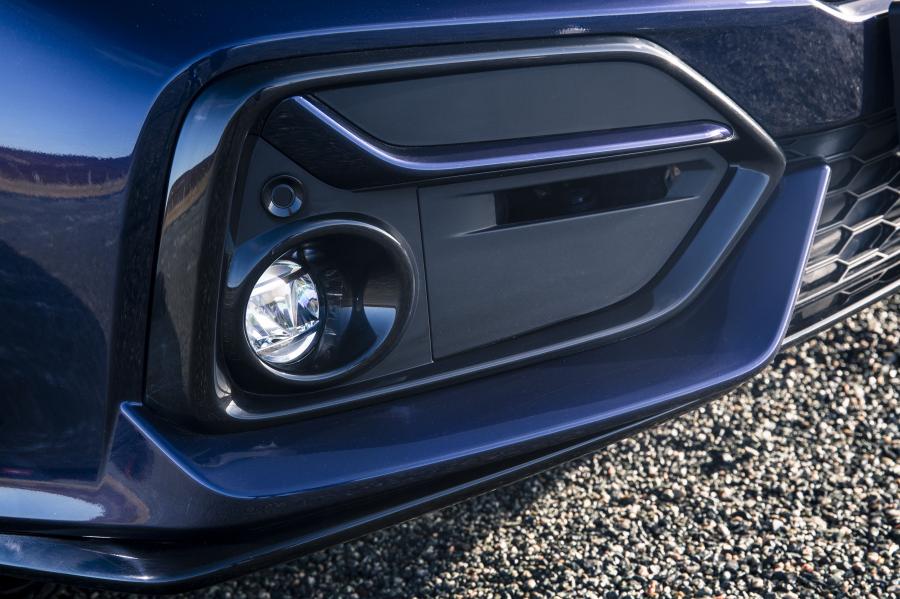 Детали экстерьера Honda Civic Hatchback Sport Line (FK) 2019 года  (UK) (фото 22 из 38)